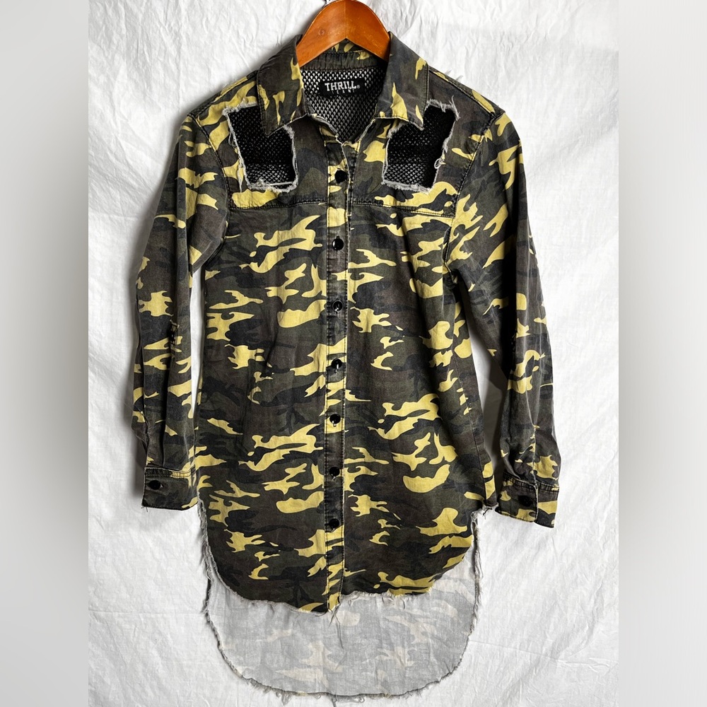 Thrill Camo Shirt Women Medium Mesh Cutouts Frayed Raw Hem Hi Lo Punk Tunic Top